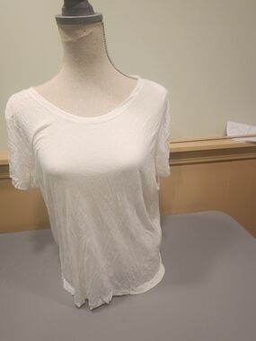 NWT Brave Soul London White Crinkle Texture Tee - Size L